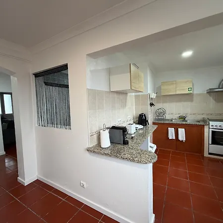 Casa De Santo Amaro Ribeirinha (Terceira)