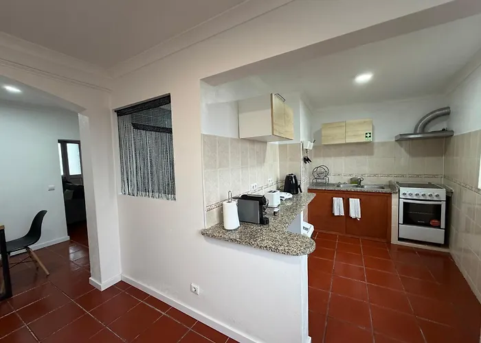 Casa De Santo Amaro Ribeirinha (Terceira)